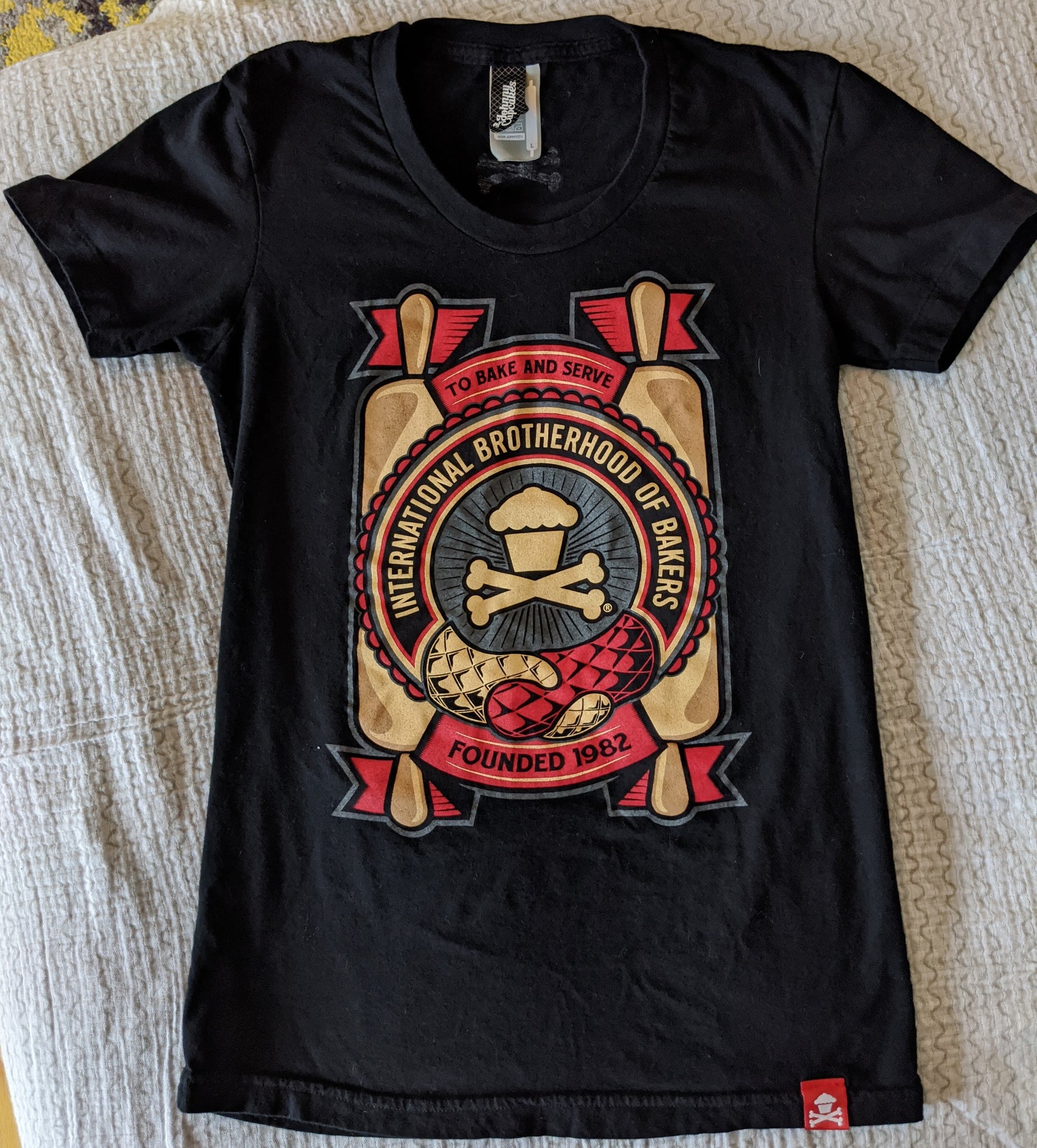 Women's Lg - International Brotherhood of Bakers Johnny Cupcakes