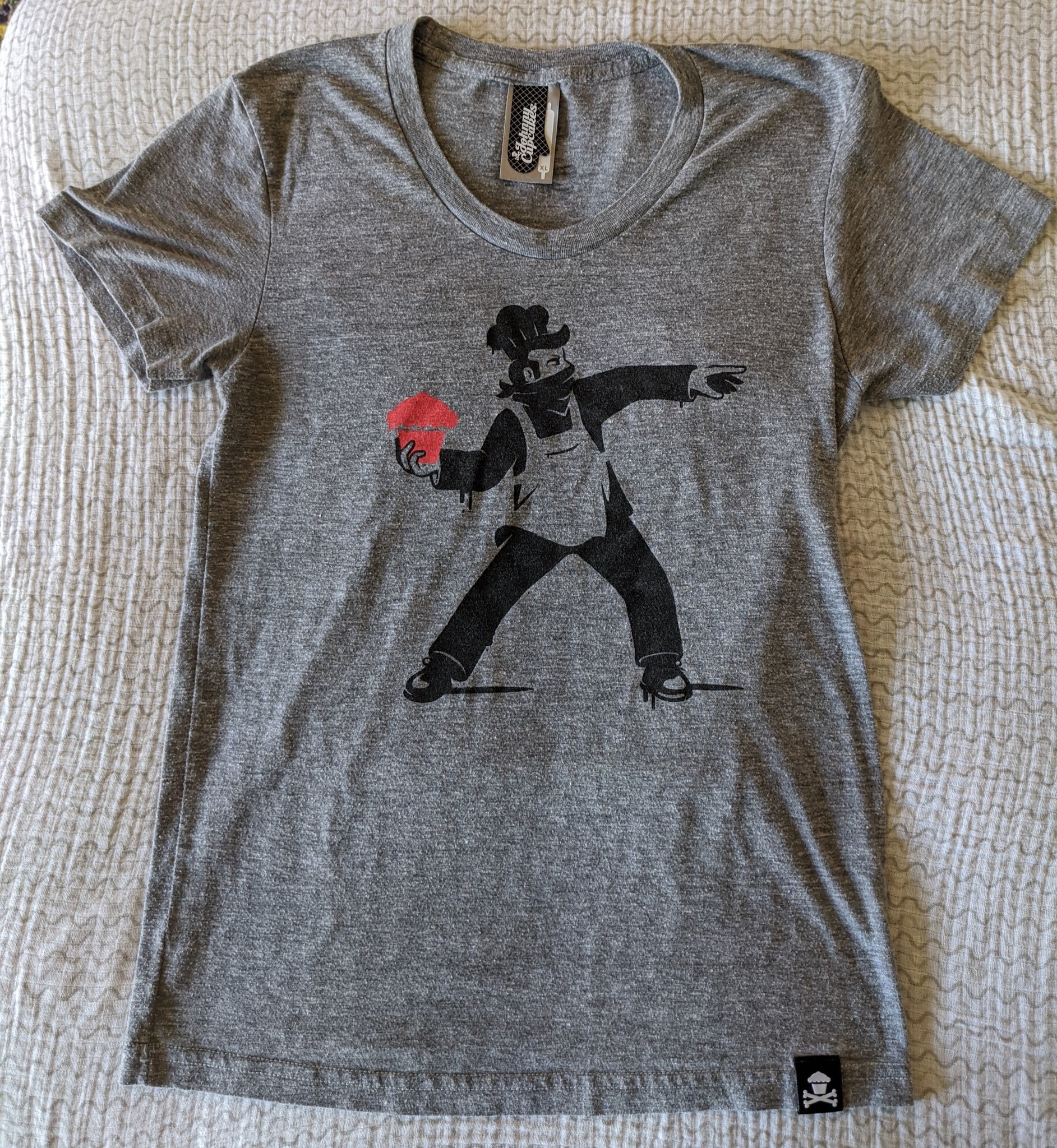 Women's XL - Bakesy Banksy Johnny Cupcakes