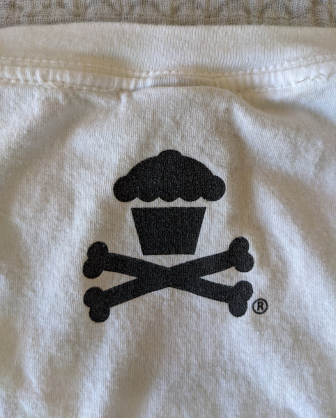 Women's XL - 2010 Macy's Thanksgiving Day Parade Johnny Cupcakes