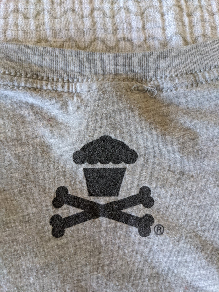 Women's XL - 1982 Arrows Johnny Cupcakes